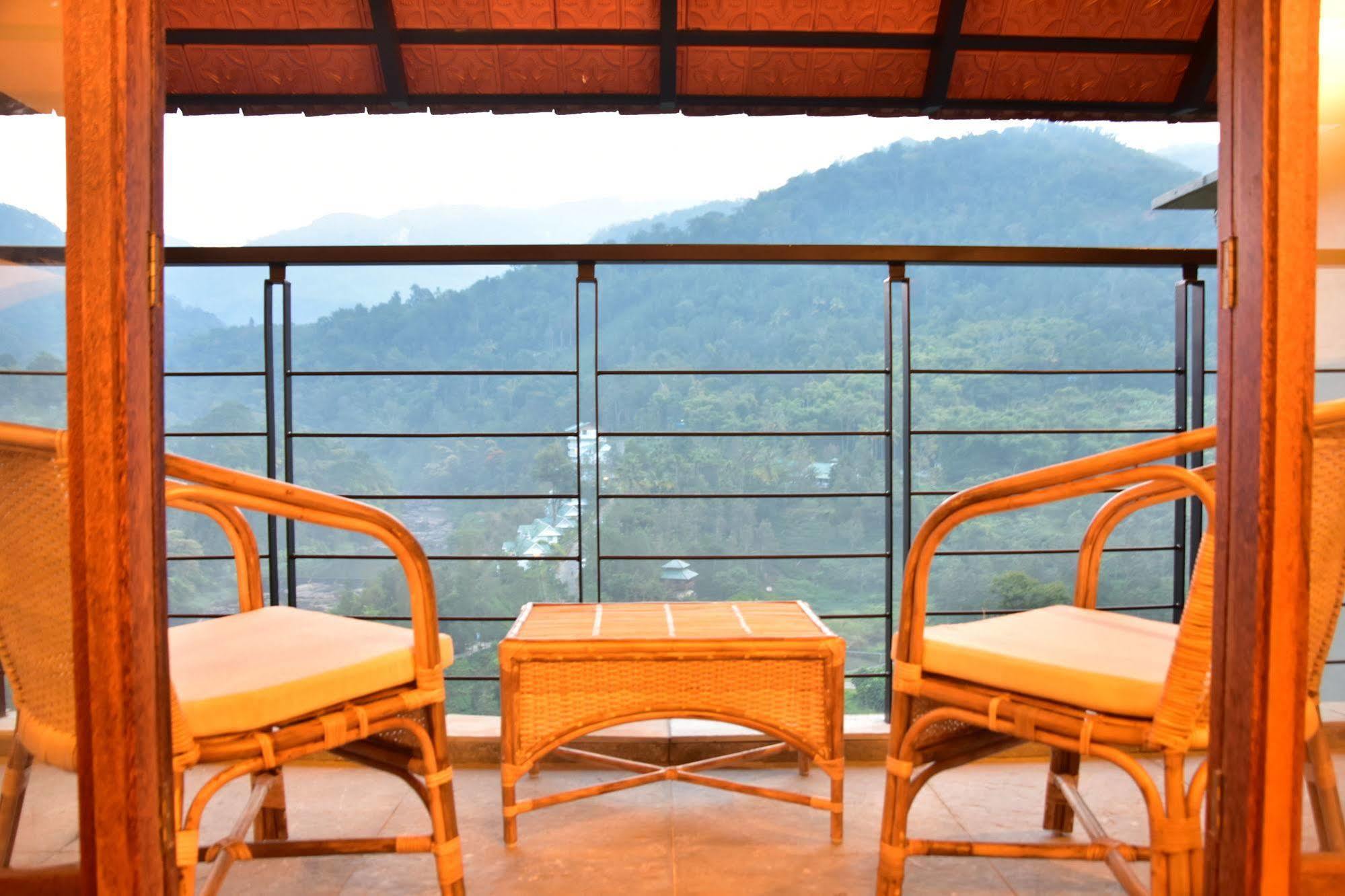 Cuckmere Resort Munnar Exterior photo